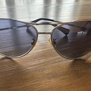 Coach Women's Silver Aviator Frame Sunglasses